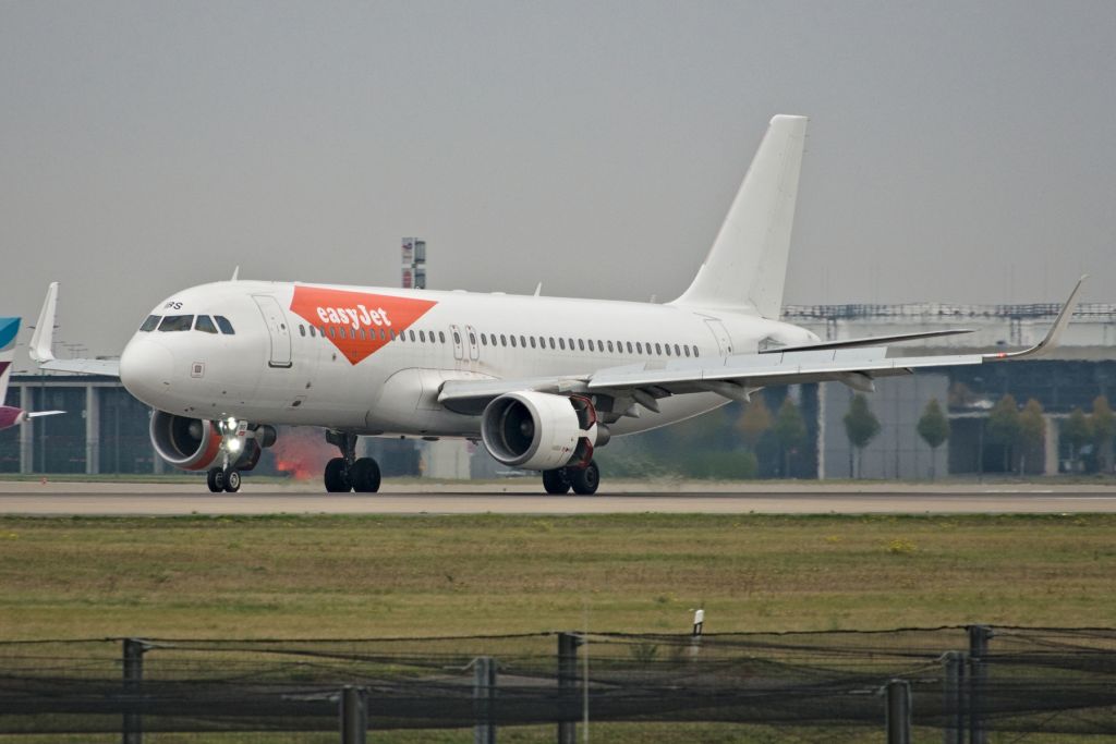 Airbus A320 (OE-IBS)