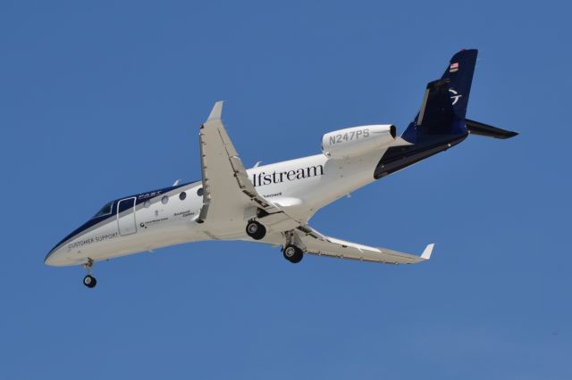 IAI Gulfstream G150 (N247PS) - GULFSTREAM AEROSPACE CORP on final at KJQF - 7/30/18