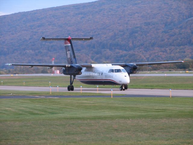 de Havilland Dash 8-100 (PDT4544)