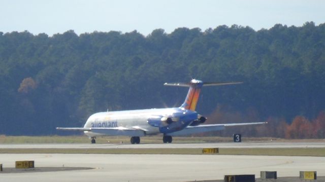 McDonnell Douglas MD-83 (N425NV) - Taken November 29, 2015. 