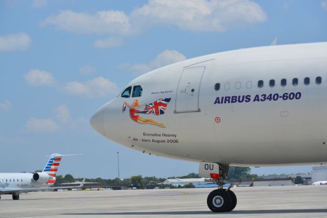 Airbus A340-600 (VV-YOU)