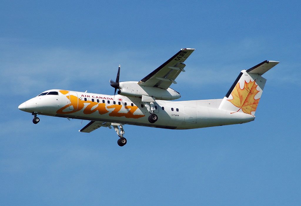 de Havilland Dash 8-300 (C-FJFM)
