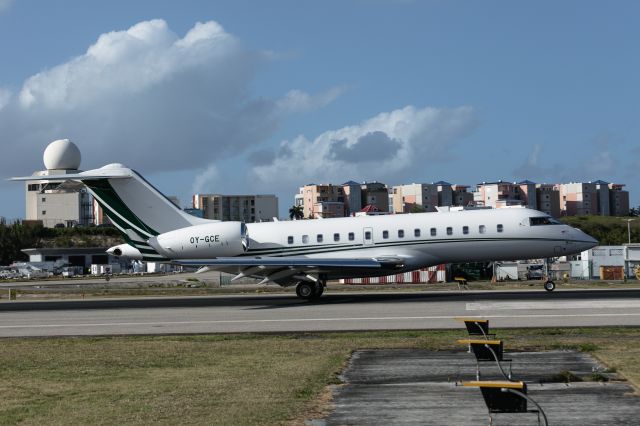 Bombardier Global 5000 (OY-GCE)
