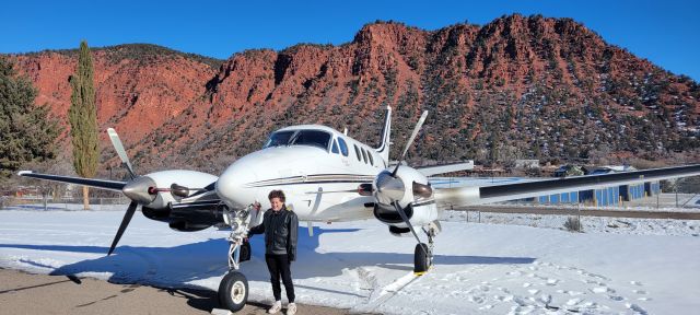 Beechcraft King Air 90 (N971AM) - Enjoying the snow and hotsprings 