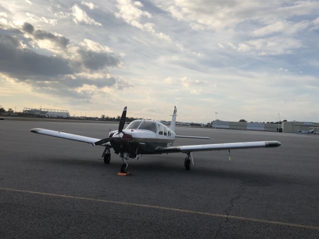 Piper Saratoga (N8457F) - Piper Lance (N8457F)