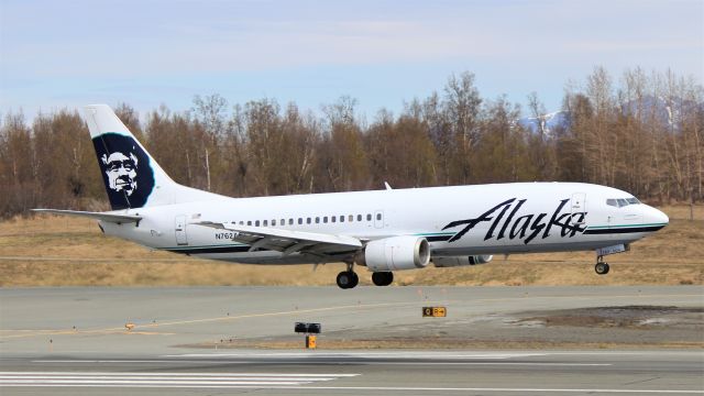 BOEING 737-400 (N762AS)