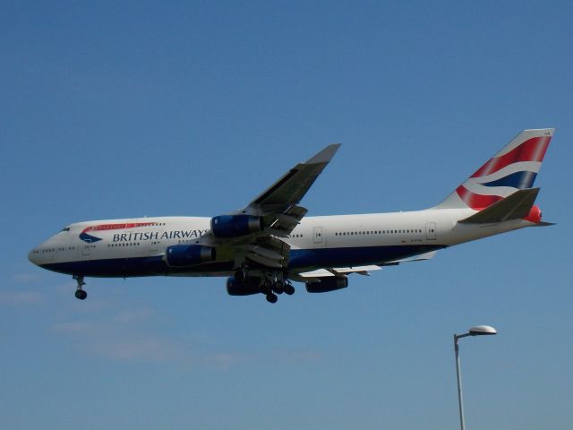 Boeing 747-200 (G-CIVN)