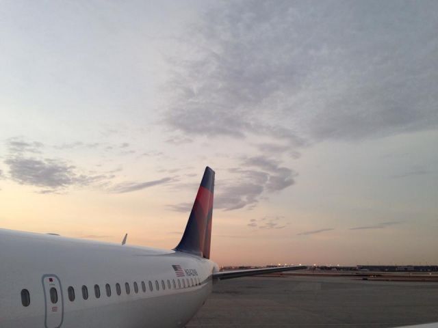 Airbus A320 (N342NB) - ORD to DTW Airbus A319