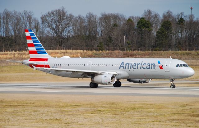 Airbus A321 (N923US) - An American A321 taking off from CLT.  2/6/21.