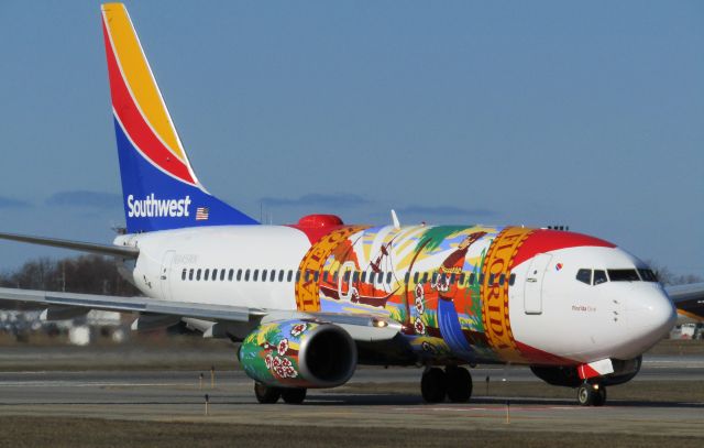 Boeing 737-700 (N945WN) - "Florida One" departing from BUF!