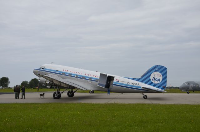 Douglas DC-3 (PH-PBA)