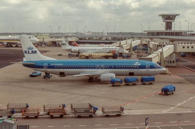 BOEING 737-400 (PH-BDU) - KLM B737-406 cn24857 stored 08-2009