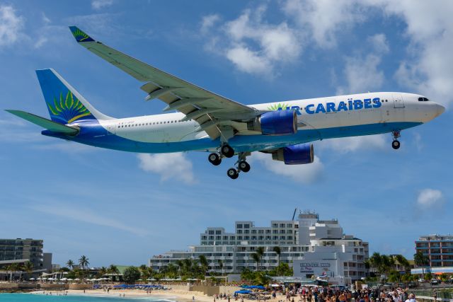 F-OFDF — - The Maho Beach Experience