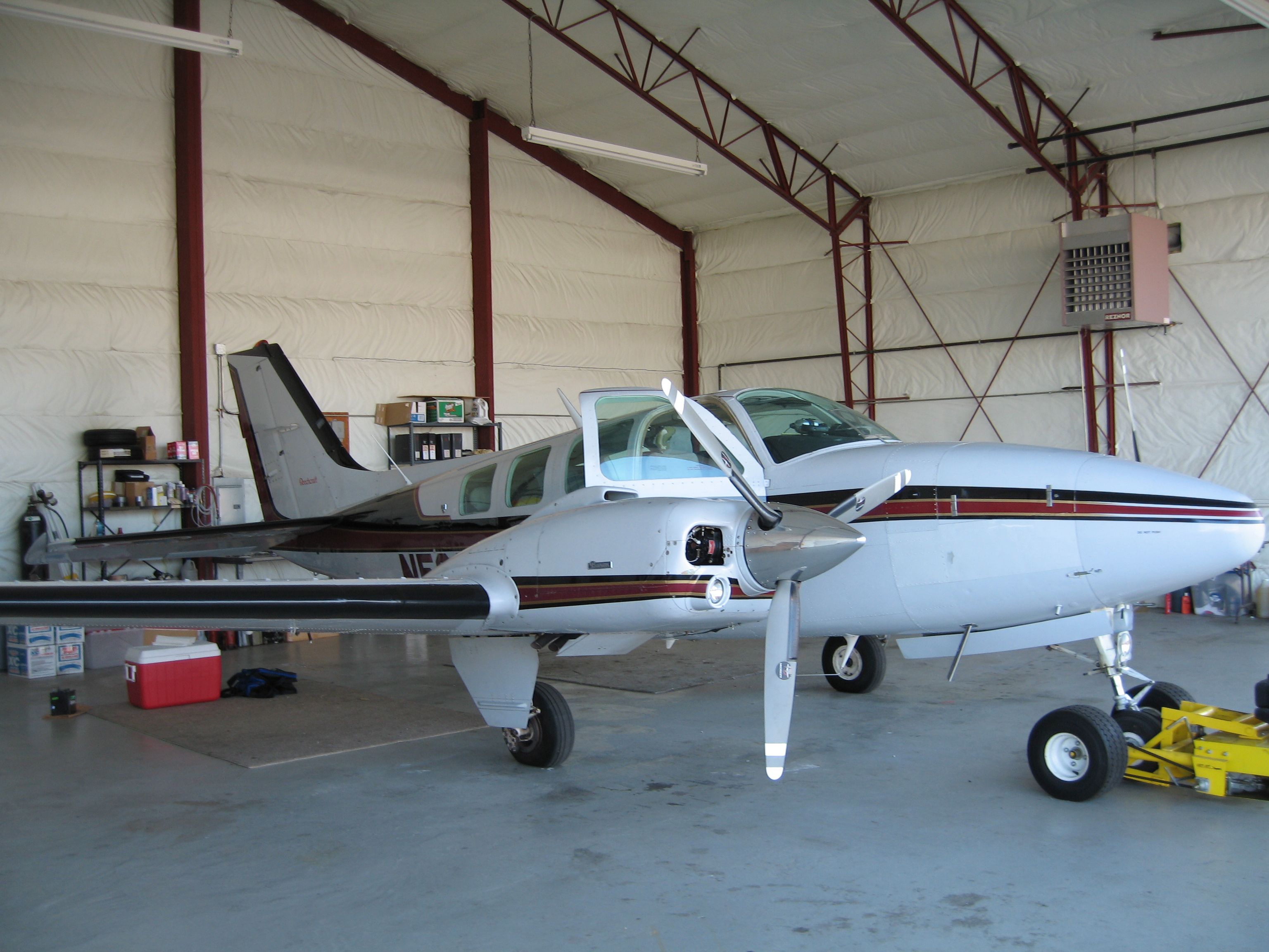 Beechcraft Baron (58) (N58SE)