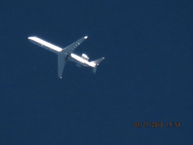 Canadair Regional Jet CRJ-900 (N927LR)