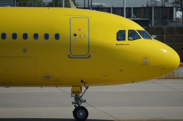 Airbus A321 (N665NK) - Brand new to Spirit Airlines