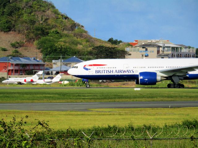 Boeing 777-200 (G-VIIP)