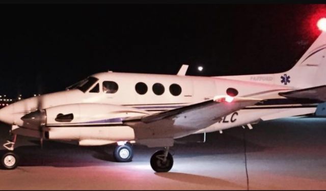 Beechcraft King Air 90 (N104LC)