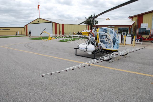 N51856 — - An agricultural sprayer Bell 47/OH-13H June 2013.