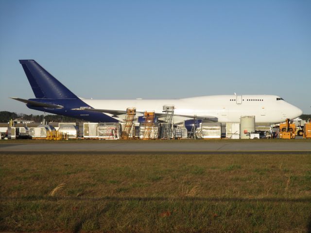 Boeing 747-400 (N356KD) - Western Global 744F in for Christmas 2015.  Lost a winglet due to collision with a MD-11 earlier in the week.