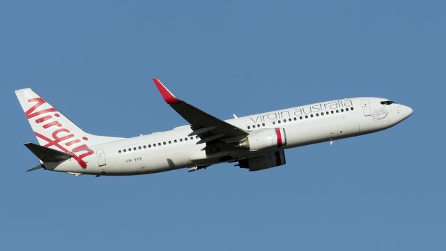 Boeing 737-800 (VH-YFE) - Boeing 737-81D. Virgin Australia VH-YFE depared Rwy 21 YPPH 310819