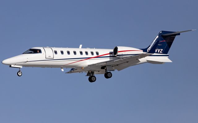 Learjet 45 (C-GVVZ)