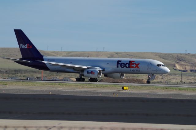 Boeing 757-200 (N959FD)