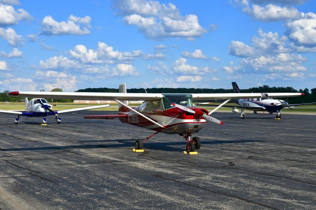 Cessna Commuter (N7393X) - Cessna 150B N7393X in Ann Arbor 