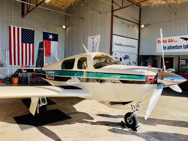 Mooney M-20 (N205S)