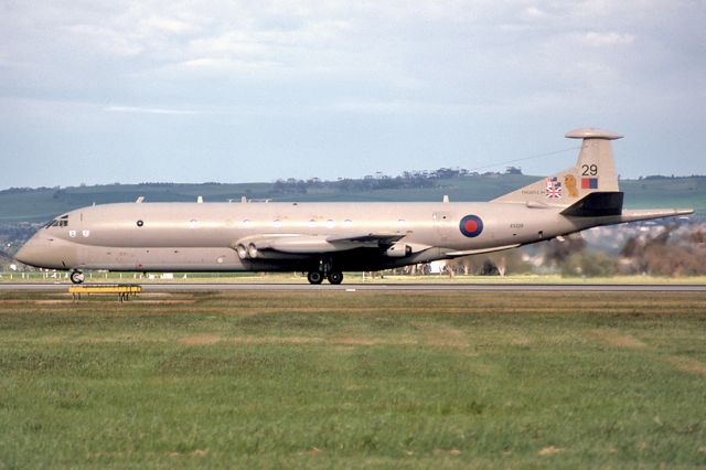 XV229 — - UK - AIR FORCE - HAWKER SIDDELEY HS-801 NIMROD MR1 - REG XV229 (CN 8004) - EDINBURGH RAAF BASE ADELAIDE SA. AUSTRALIA - YPED 30/10/1984