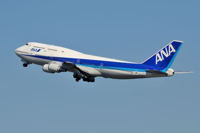 Boeing 747-400 (JA8959) - 2012/1/9