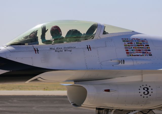 Lockheed F-16 Fighting Falcon — - USAF Thunderbirds at Thunder & Lightning Over Arizona at Davis Monthan AFB, 12 Mar 16.