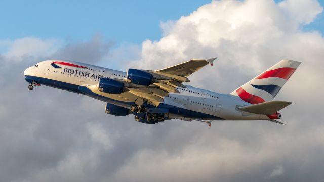 Airbus A380-800 (G-XLEJ)
