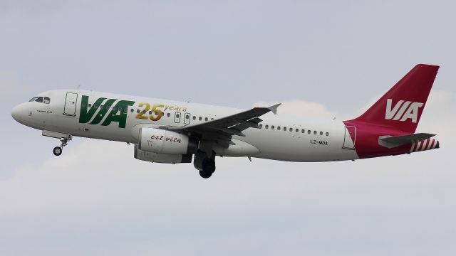 Airbus A320 —