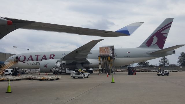 Boeing 777-200 (A7-BFA)