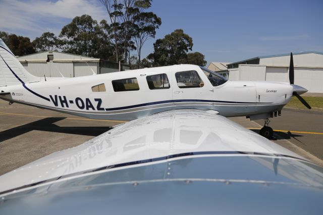 Piper Saratoga (VH-OAZ)