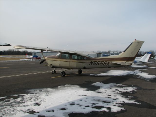 Cessna Centurion (N555SK) - at Queen City