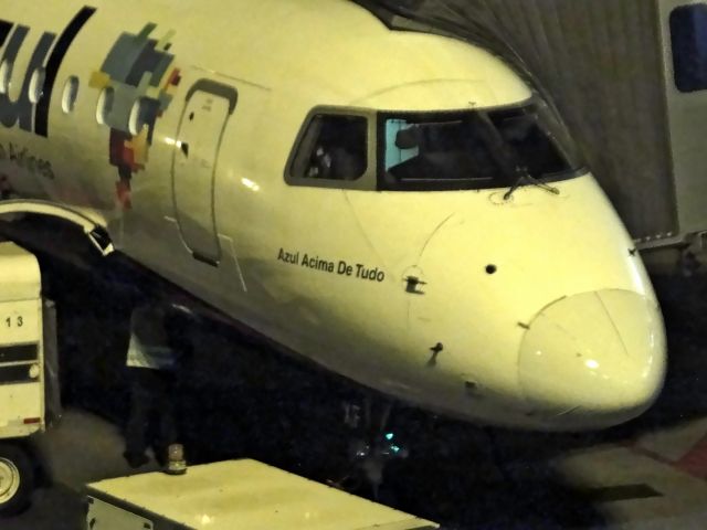 Embraer ERJ-190 (PR-AXF)