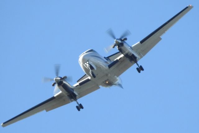 Beechcraft Super King Air 200 (N123ML)