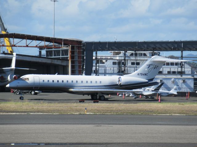 Bombardier Global Express (N754WC)