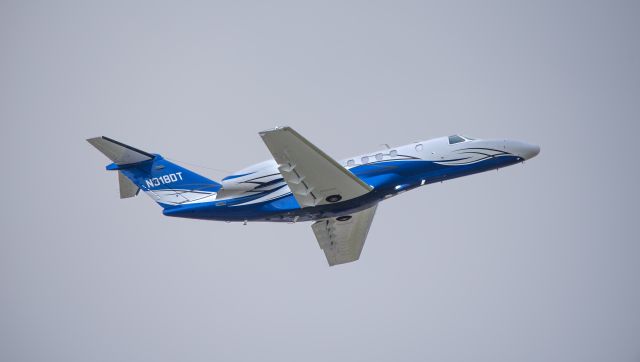 Cessna Citation CJ4 (N318DT) - CJ4 DEPARTING KBZN