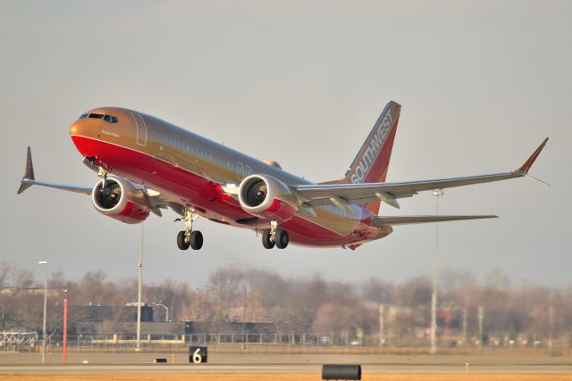 Boeing 737 MAX 8 (N871HK) - 12-31-22 Bound for MCO