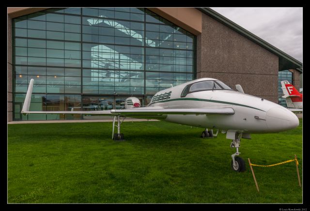 Dassault Falcon 900 (N74TD) - Beechcraft Starship NC-27