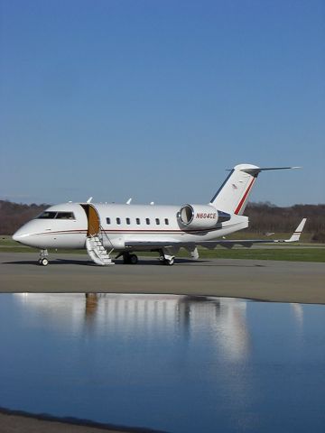 Canadair Challenger (N604CE)