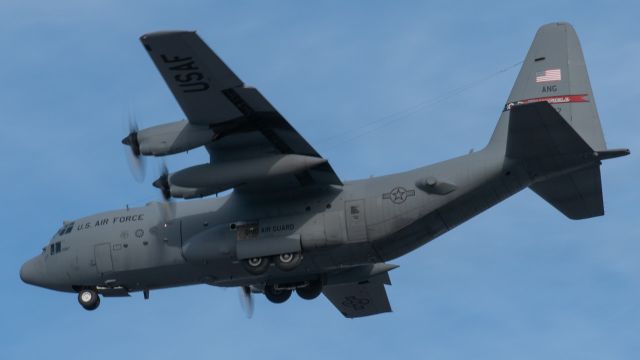 Lockheed C-130 Hercules (74-2067) - SKULL61 from the 179th AW/164th AS of the Ohio Air National Guard in the pattern at Griffiss Airport. 