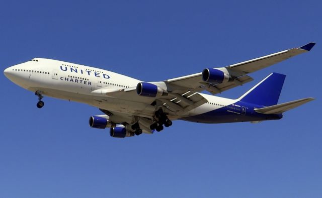 Boeing 747-400 (N194UA)