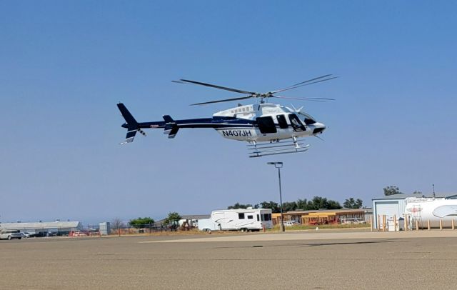 Bell 407 (N407JH)