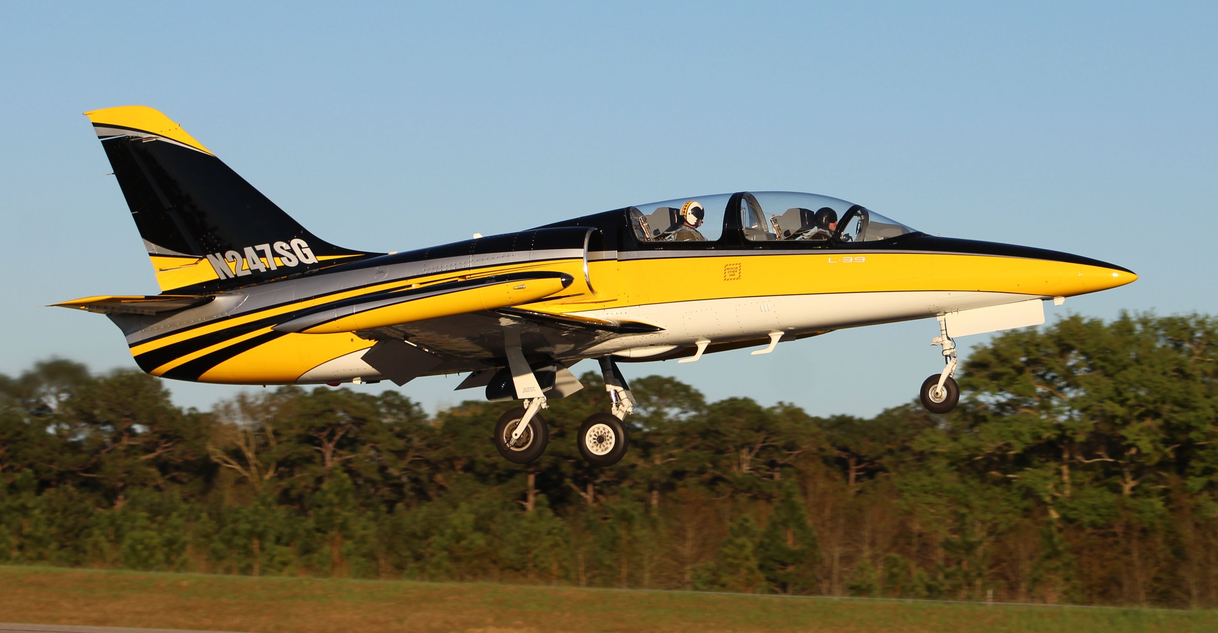 Aero L-39 Albatros (N247SG) - An Aero Vodochody L-39C Albatros departing Runway 19 @ H.L. Sonny Callahan Airport, Fairhope, AL - late afternoon February 27, 2019.