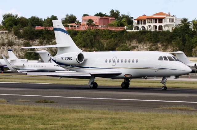 Dassault Falcon 2000 (FWK772) - Flightwork 772 landing at TNCM on 29-12-2012