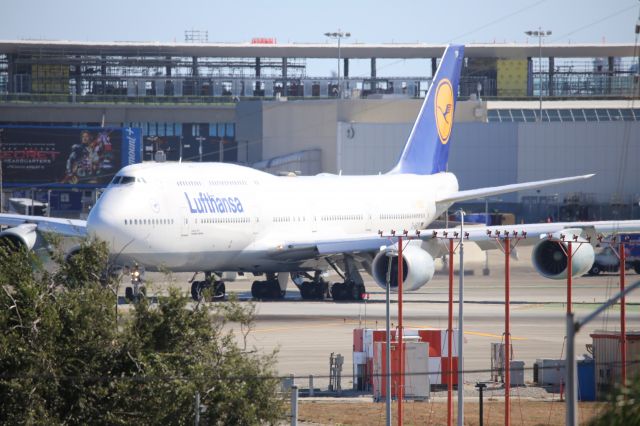 BOEING 747-8 (D-ABYP)